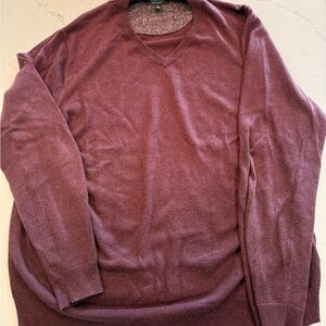 Nordstrom Men's V-Neck Sweater in Burgundy